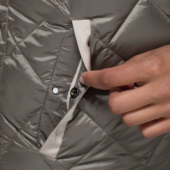 The Fluffiest Vest - Picture 12 of 14